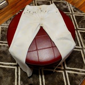 Men's size 30x34 white True Religion jeans